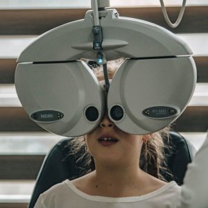 How long does an eye exam take